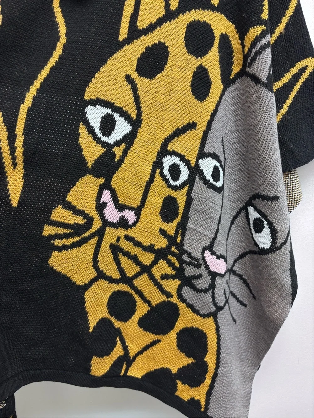 Ppaayyss Feline Knitted Hooded Poncho